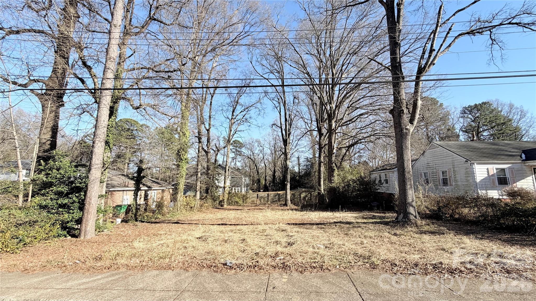 2736/2738 Grimes Street