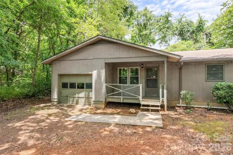 Photo of 100 Stonewall Avenue, Swannanoa, NC 28778 (MLS # 4392544)