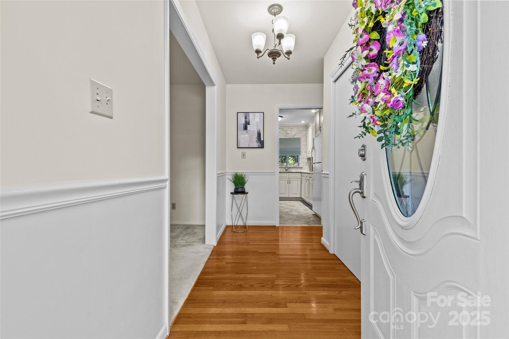 908 Lynbrook Drive