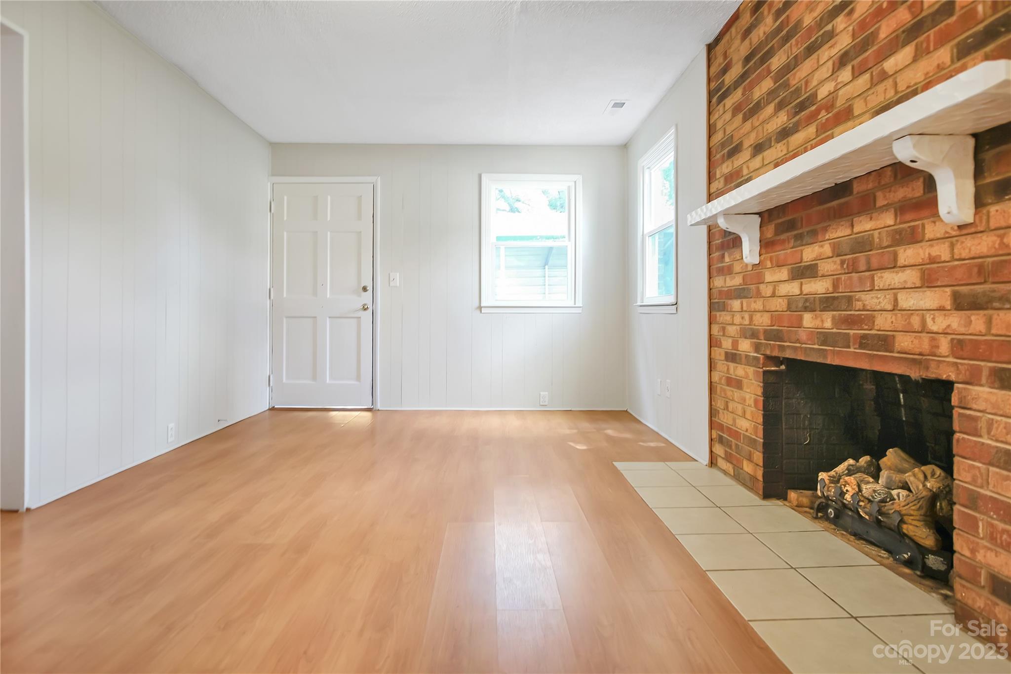 Woodlawn Park - Residential