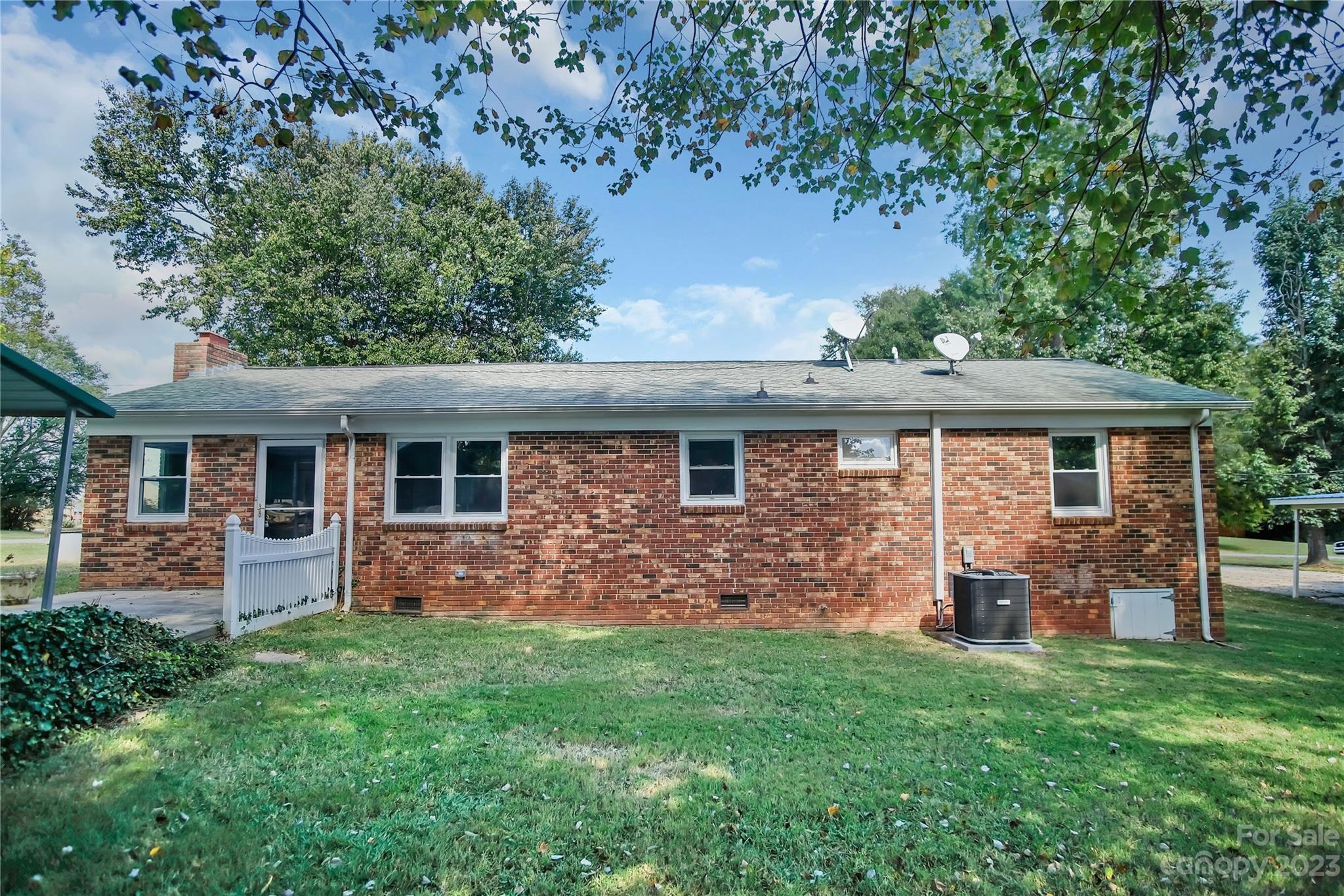 Woodlawn Park - Residential