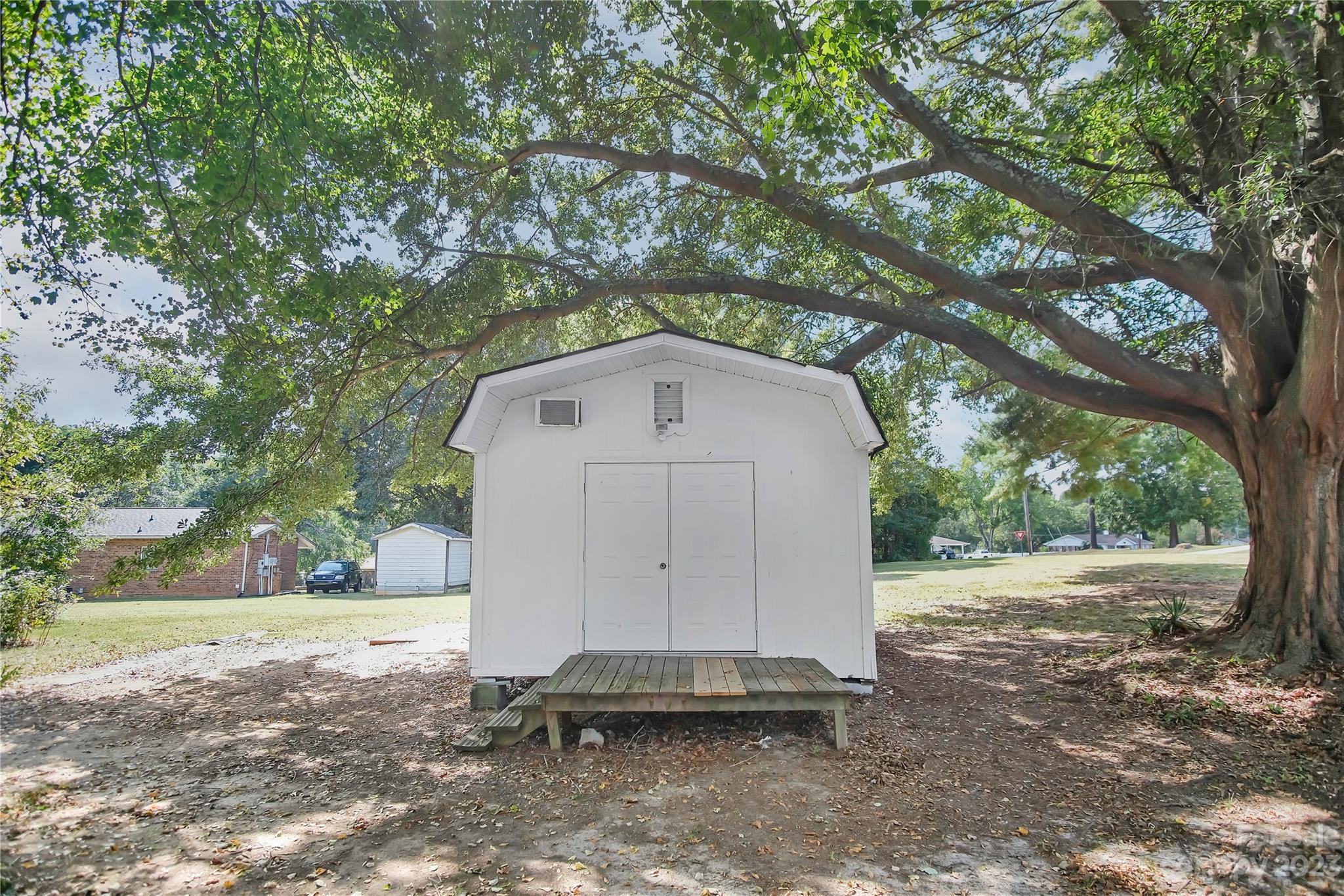 Woodlawn Park - Residential