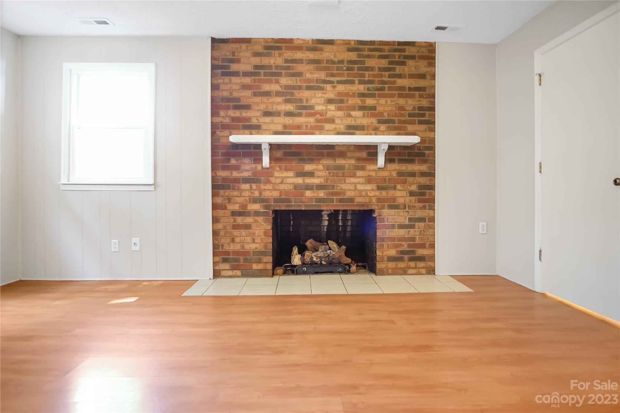 Woodlawn Park - Residential