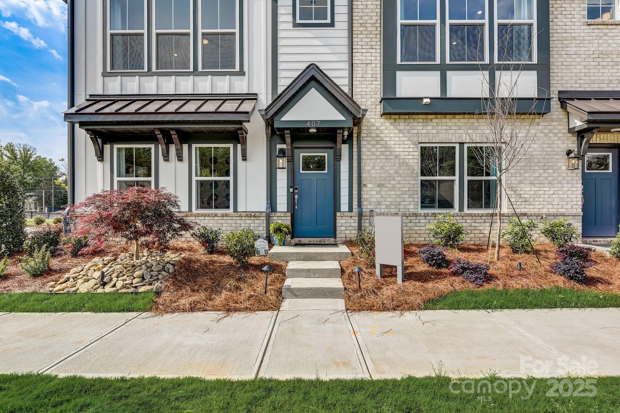 407 Jetton Street