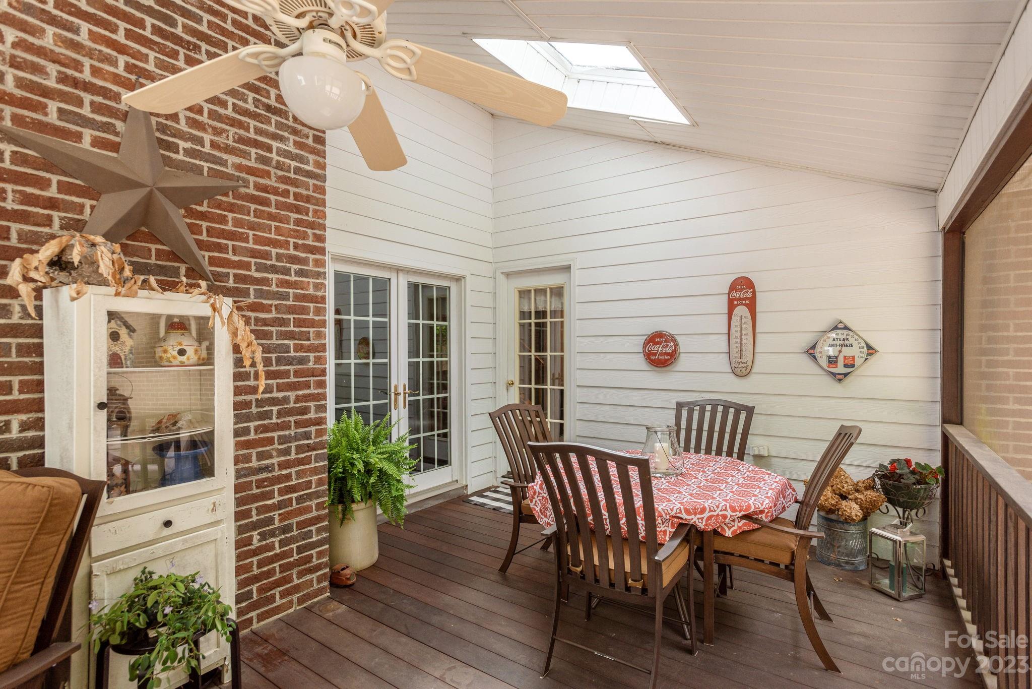 Cross Creek Farms - Residential