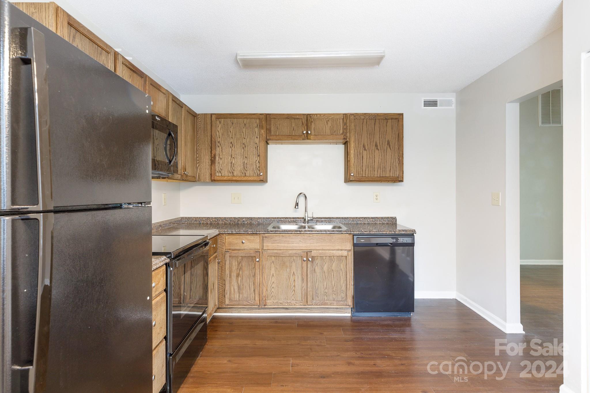 Hunters Chase - Residential