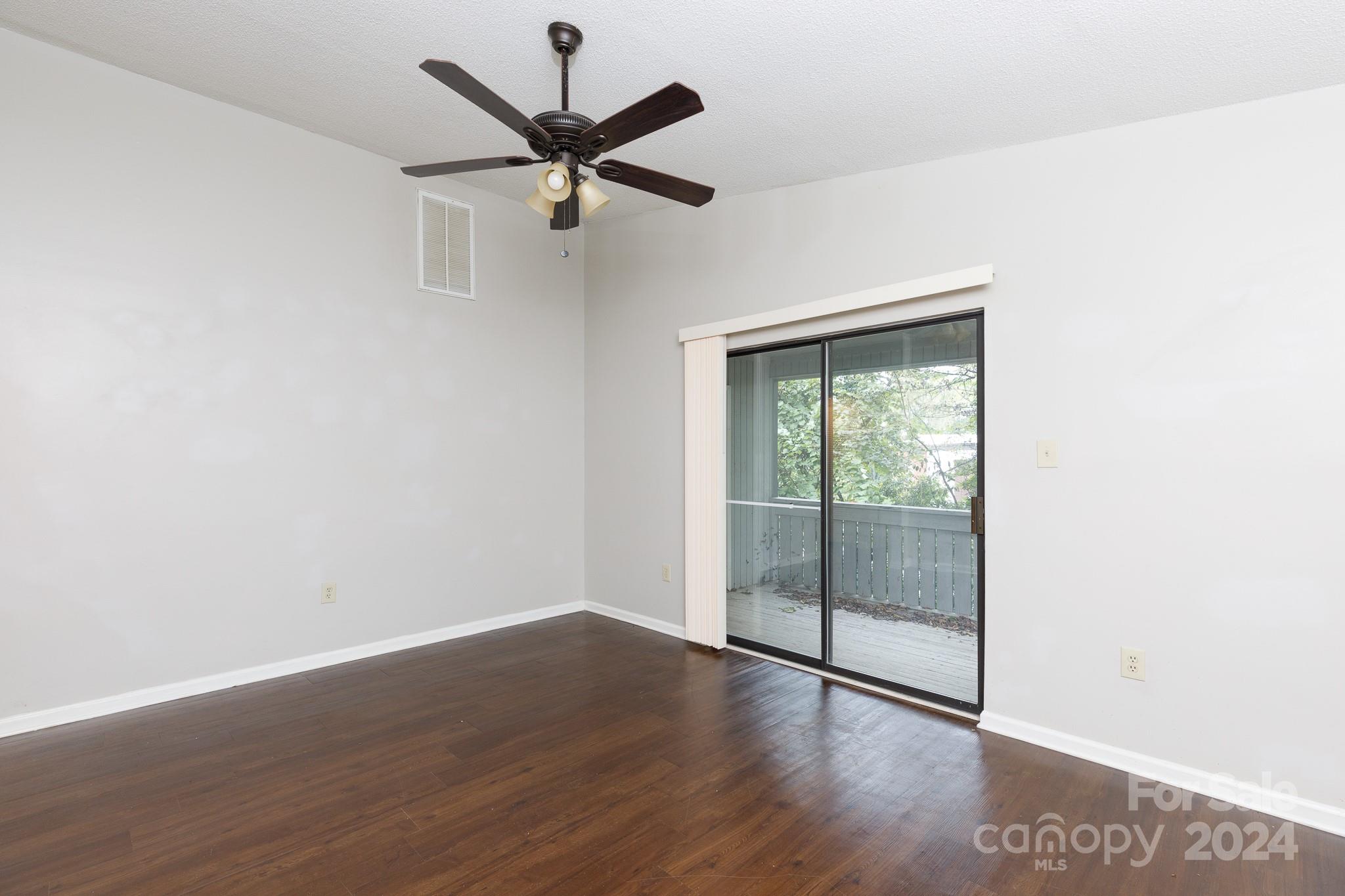 Hunters Chase - Residential