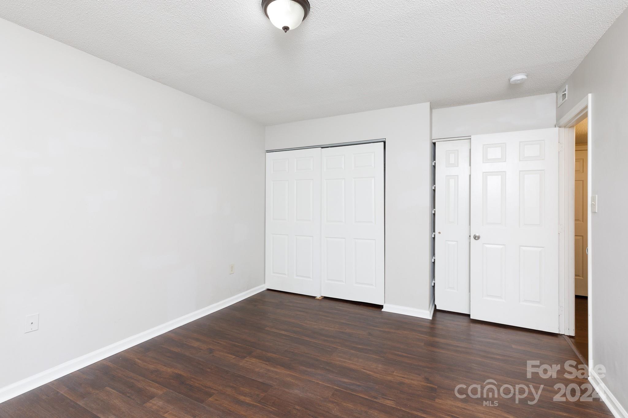 Hunters Chase - Residential