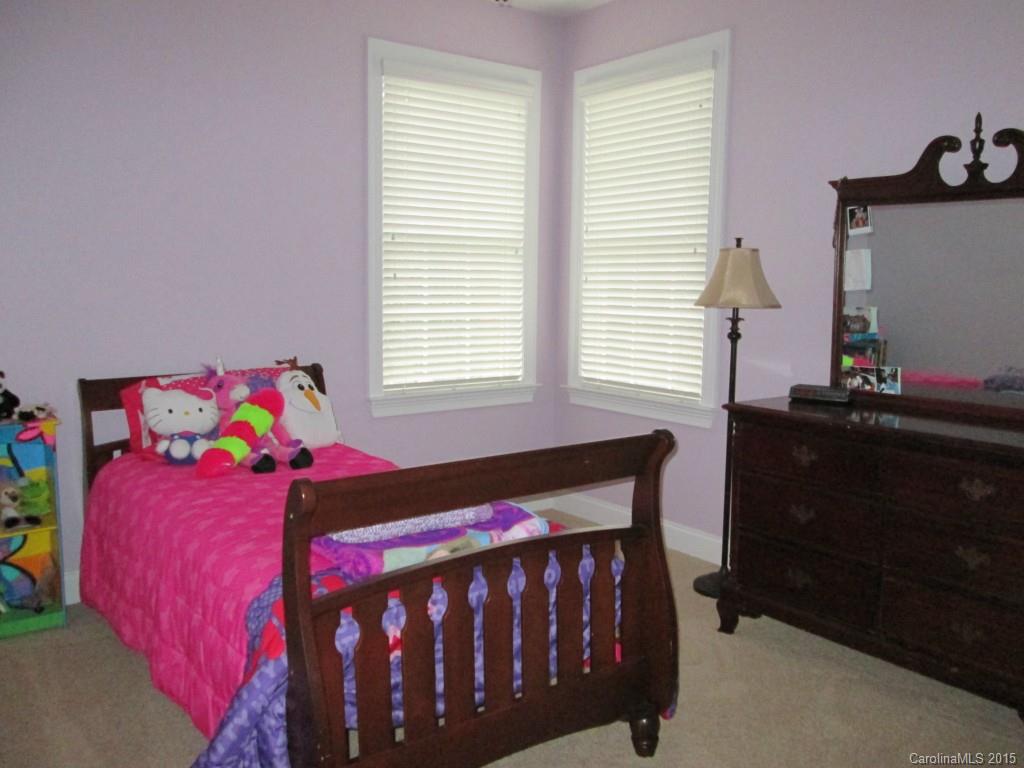 Seven Oaks - Residential