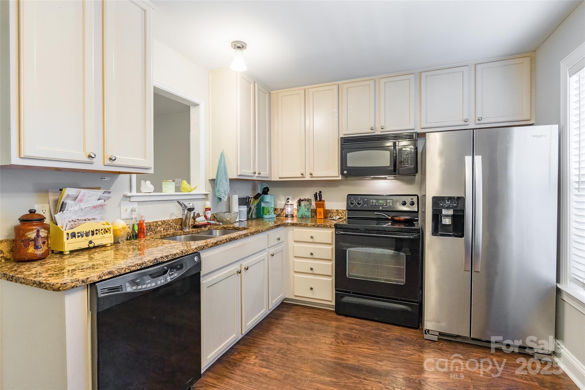 Fairlawn Villas - Residential