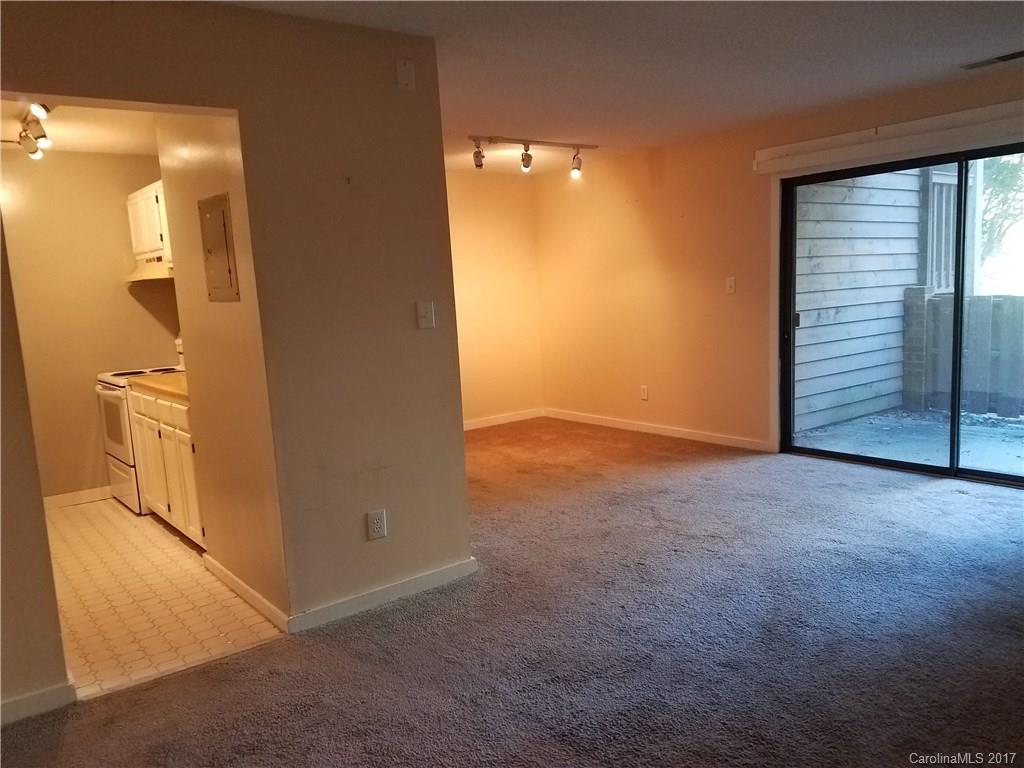 LAKE WYLIE WOODS - Residential