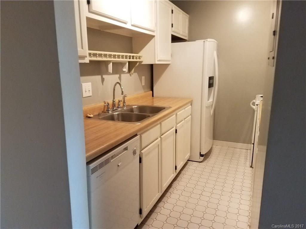 LAKE WYLIE WOODS - Residential