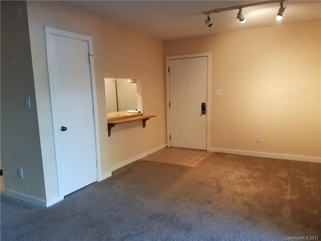 LAKE WYLIE WOODS - Residential