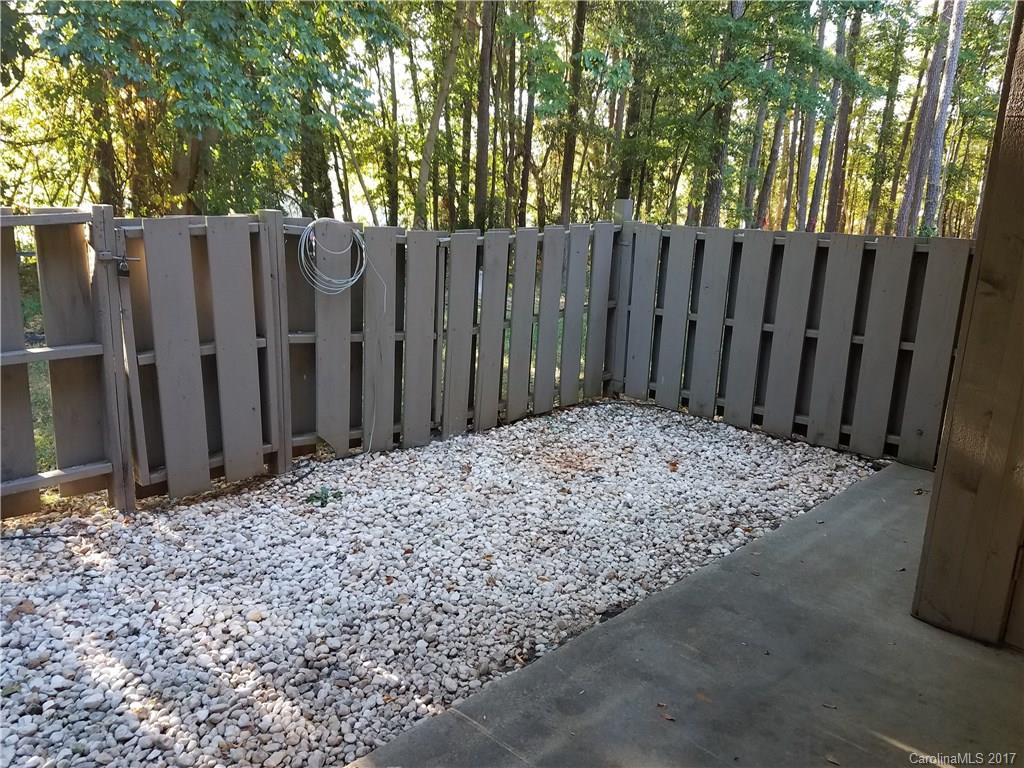 LAKE WYLIE WOODS - Residential