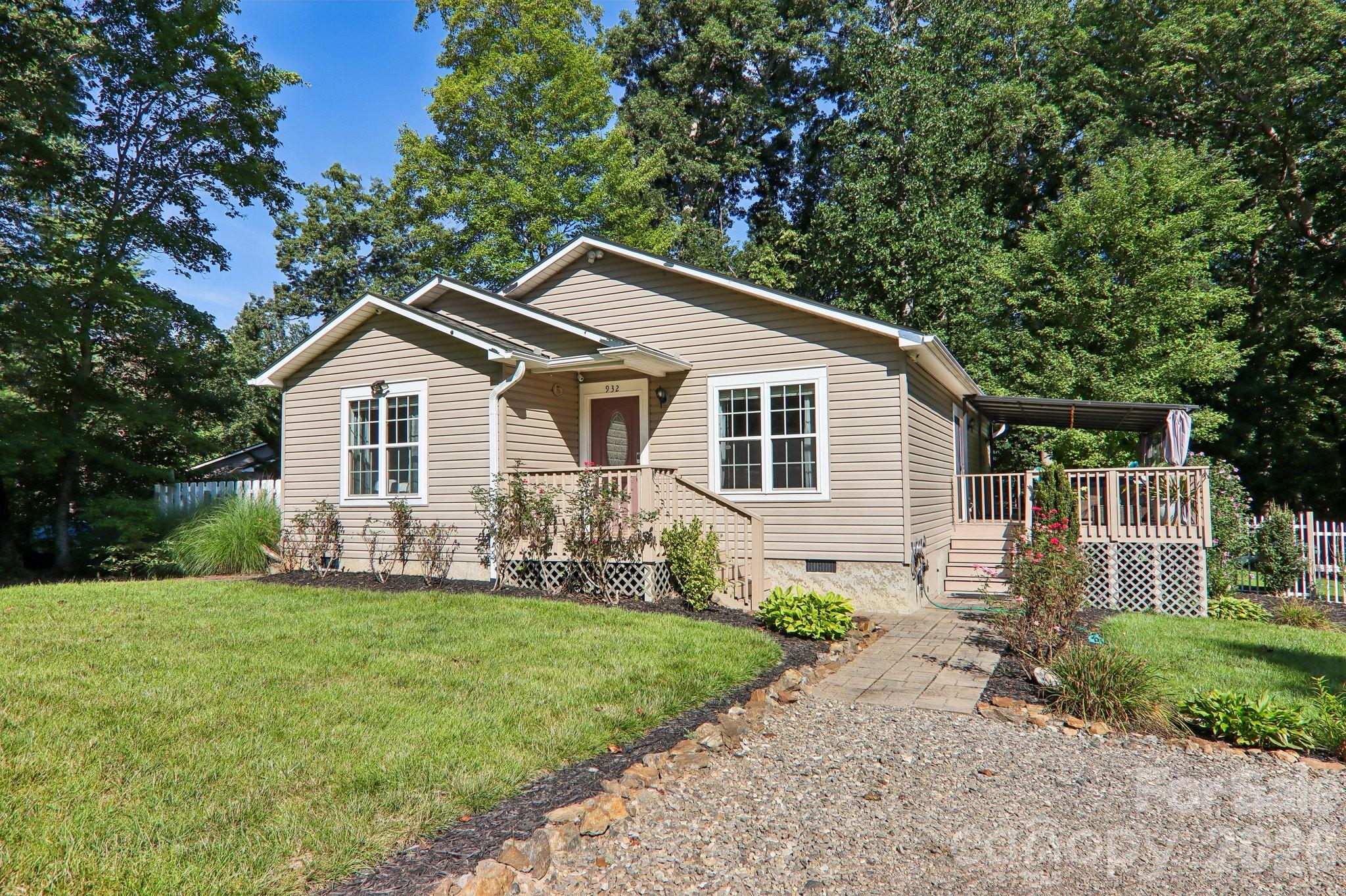 932 Monte Vista Road