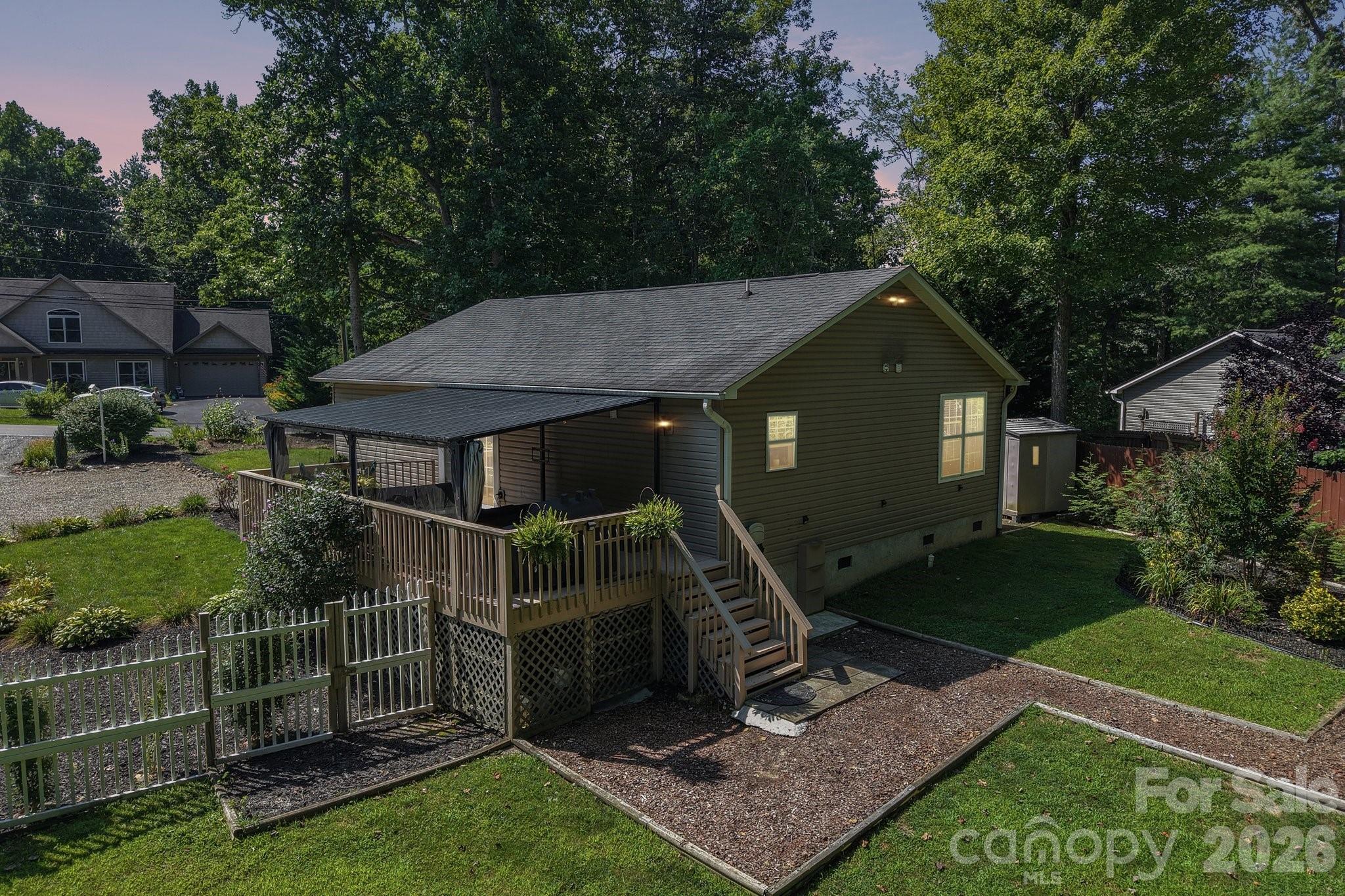 932 Monte Vista Road