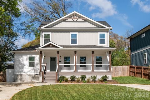 Photo of 1516 Princess Place, Charlotte, NC 28208 (MLS # 4366181)