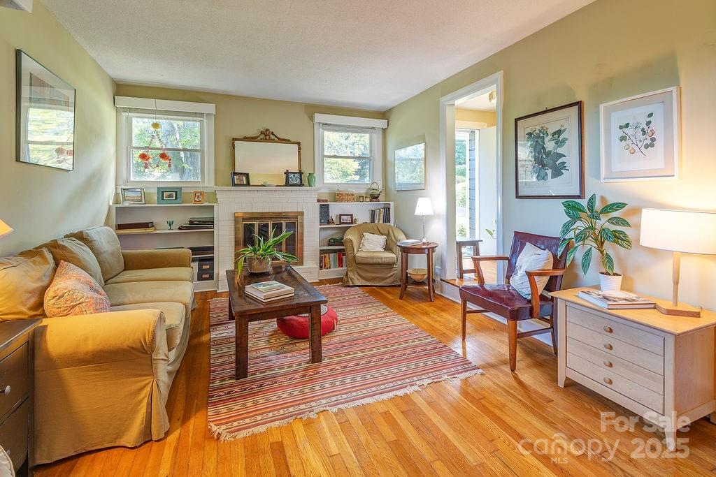 15 Valle Vista Drive