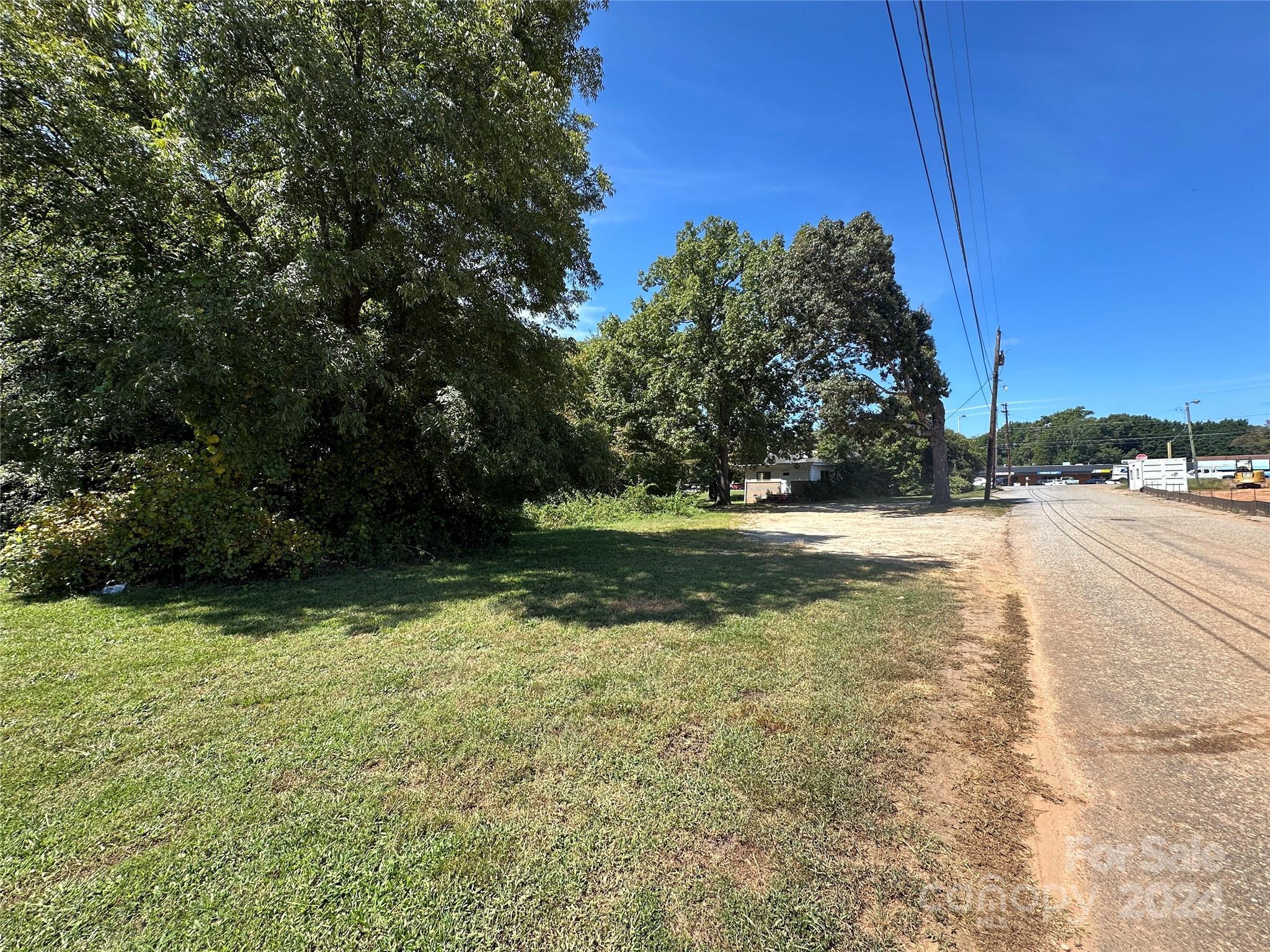 2152 N Center Street