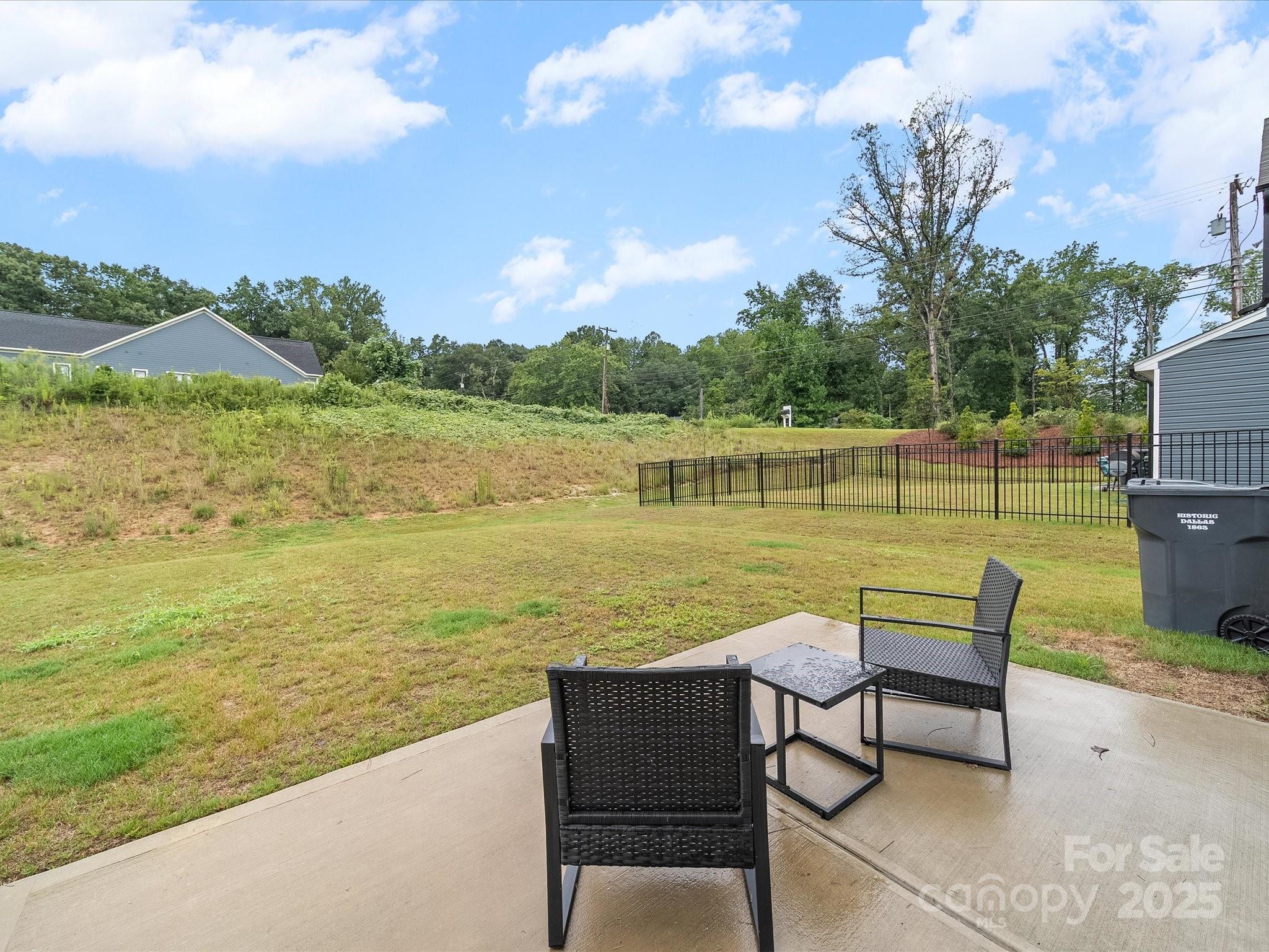 Davis Hills - Residential