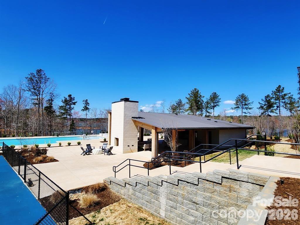 Lakeside Reserve - Land