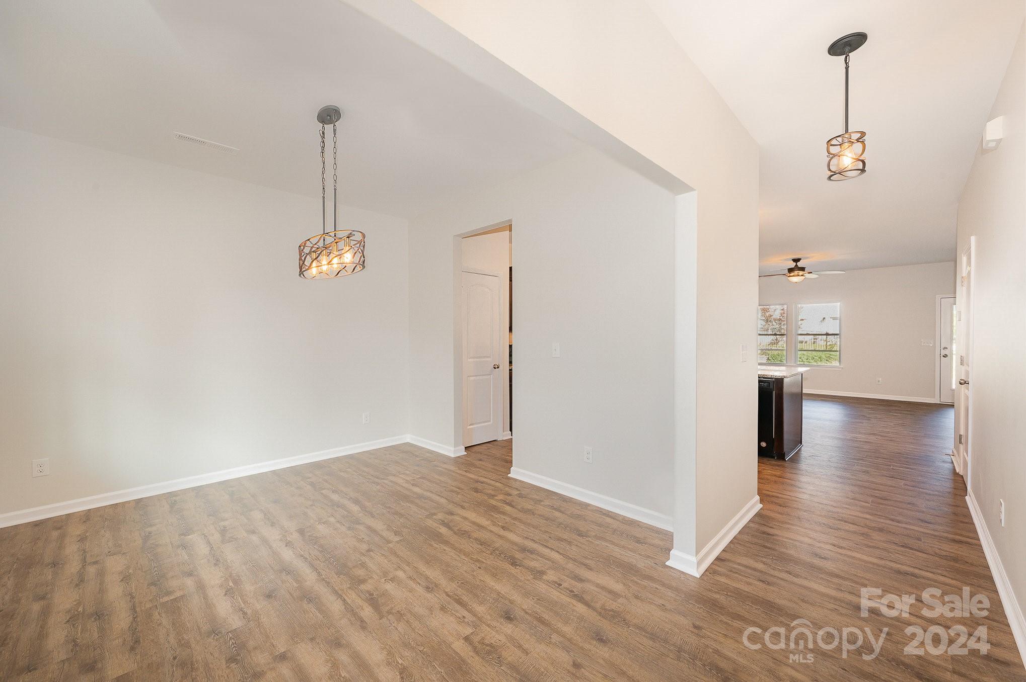 Newport Lakes - Residential