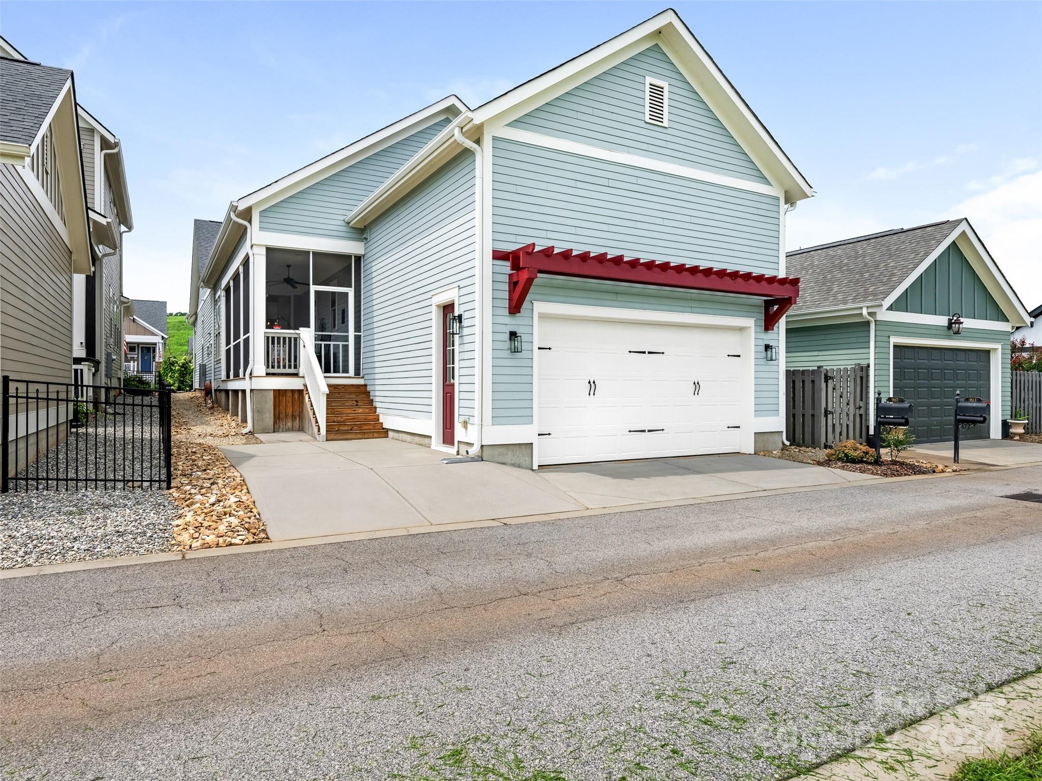 Riverwalk - Residential