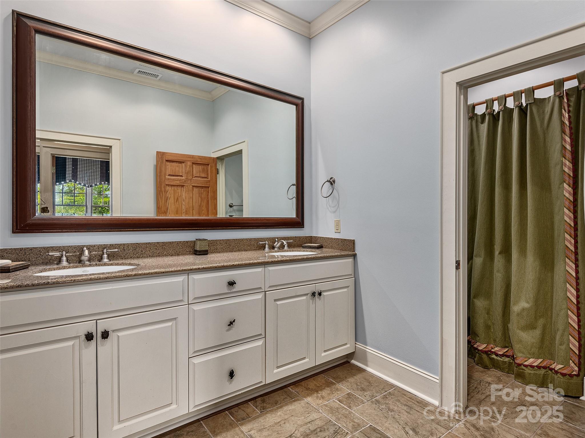 Lake Adger - Residential