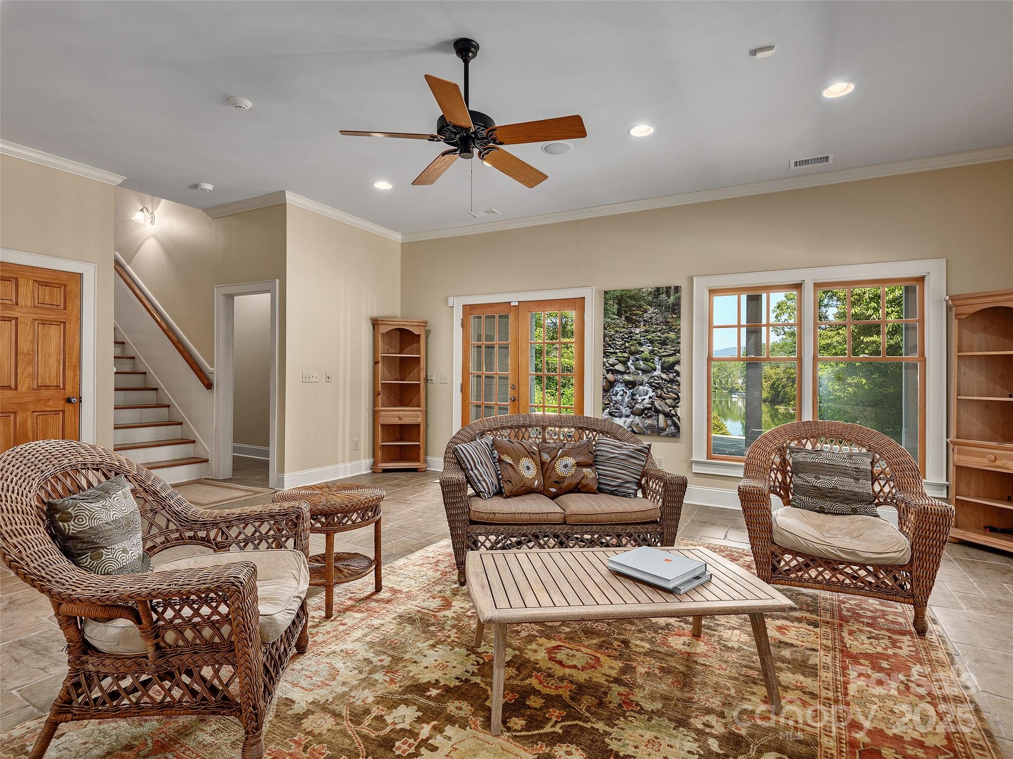 Lake Adger - Residential