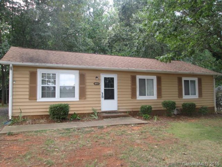 Cozy Ranch on a Quiet Street in Mint Hill Area. Must See!!   Pet fee is per pet that does not exceed 30 lbs.
