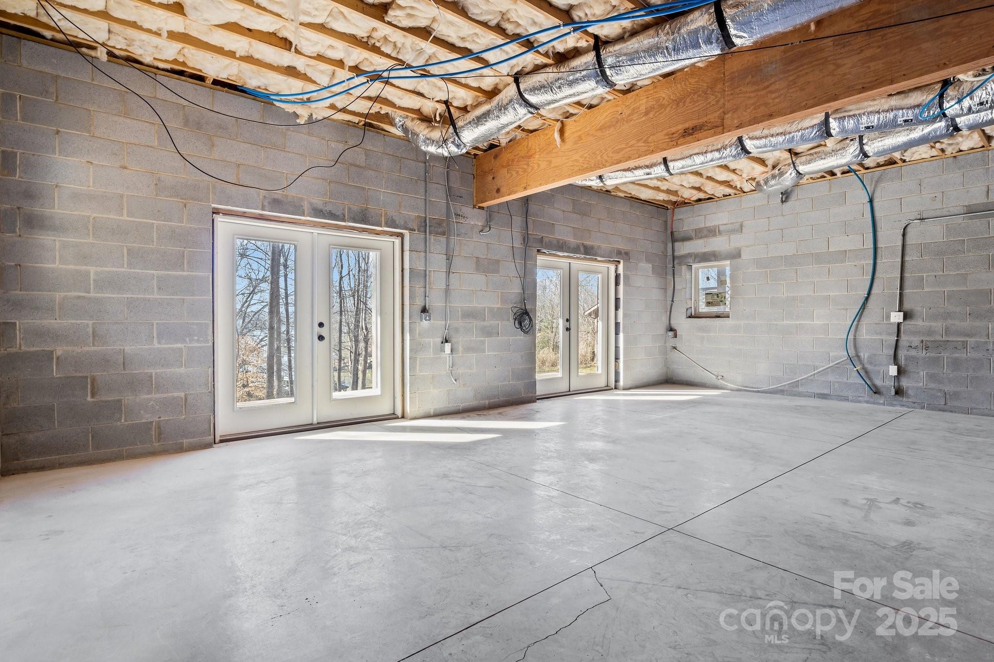 River Hills Estates - Residential