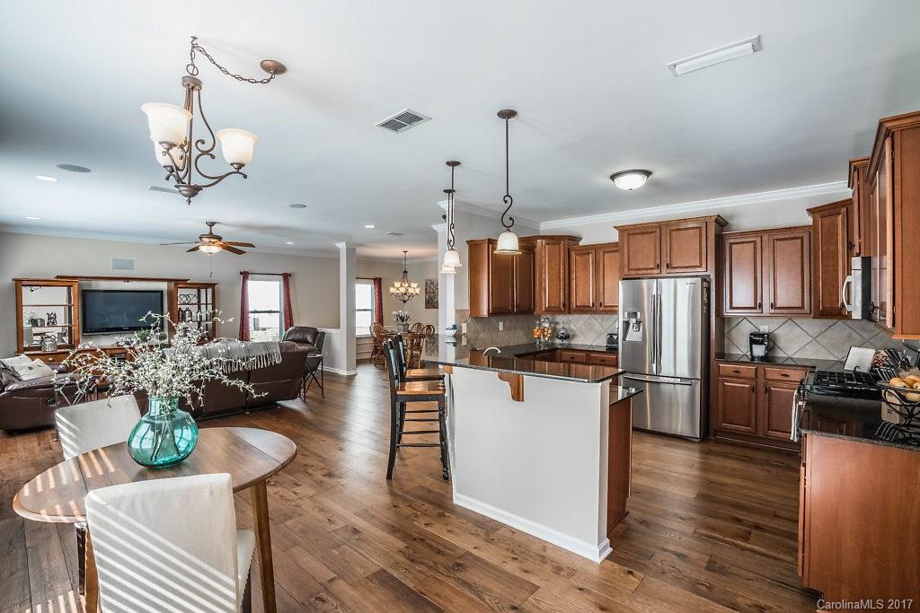 Lake Ridge - Residential