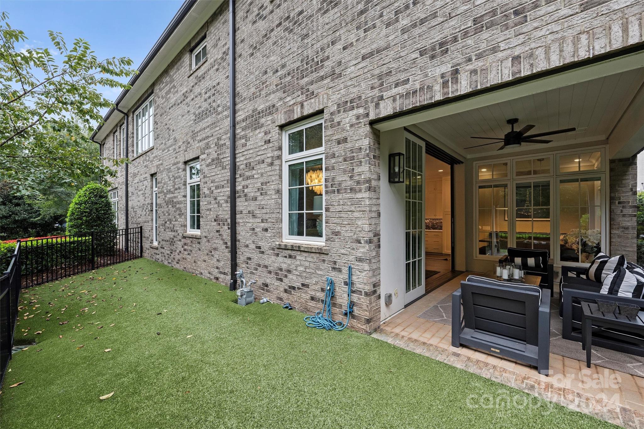 Elizabeth - Residential