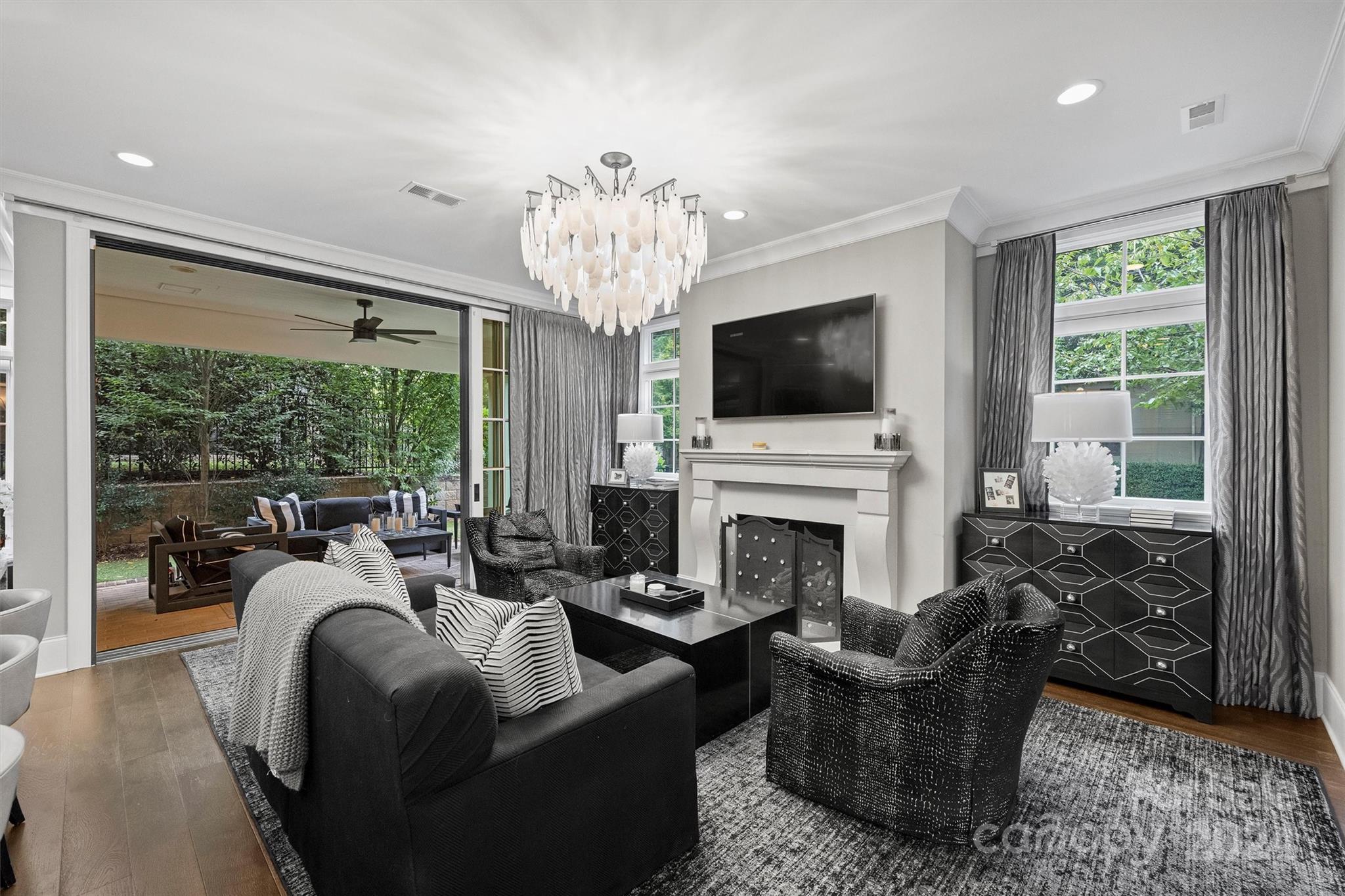 Elizabeth - Residential