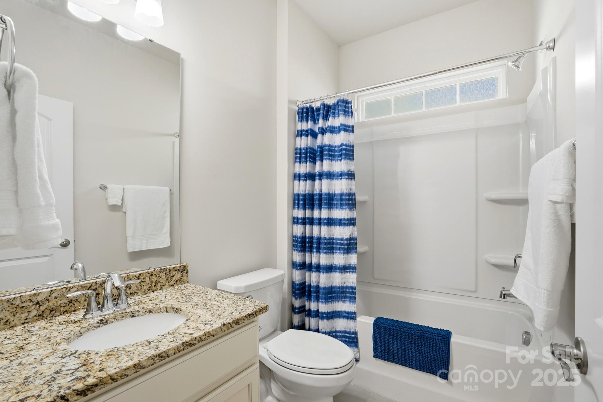 Imagery On Mtn Island - Residential