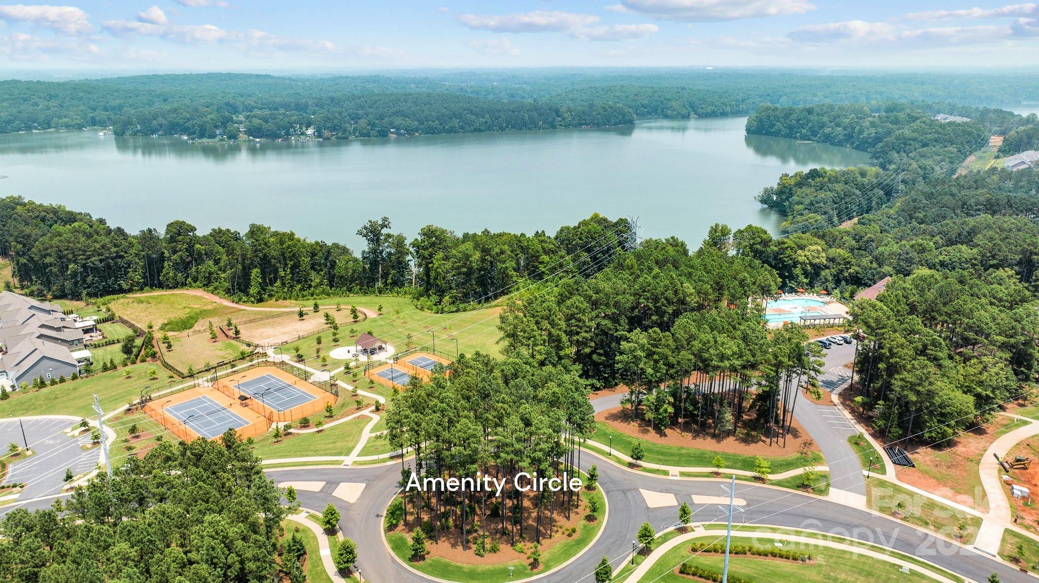 Imagery On Mtn Island - Residential