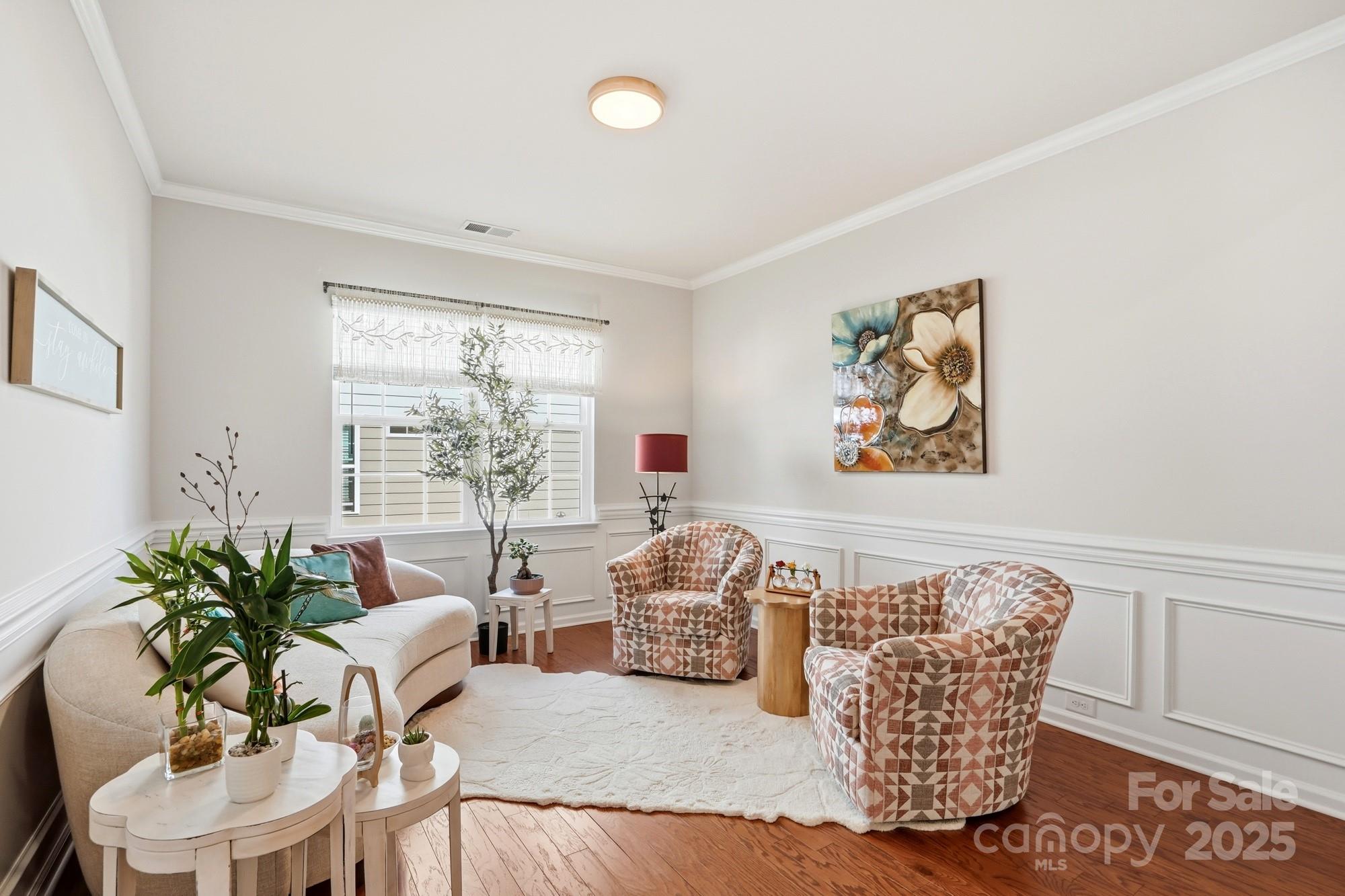 Imagery On Mtn Island - Residential