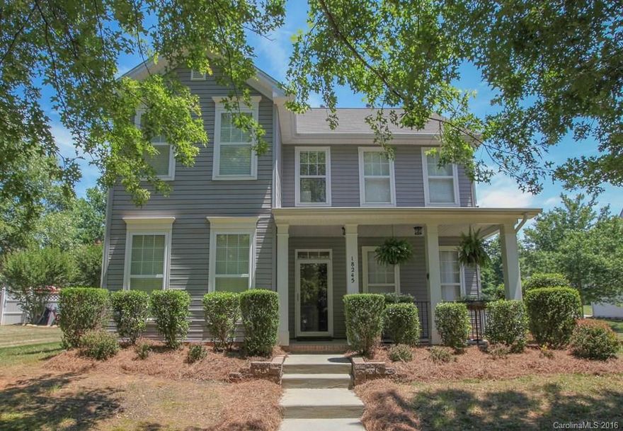 Oh, you'll love this one!  Beautifully updated granite counters, mosaic glass backsplash, SS appl, lots of wood flooring and newly tiled kitchen, fresh neutral paint, updated lighting...ready for you to move in. Front living room could be an office. Spacious master BR and large laundry room. Privacy fence for secure access to  finished 2 car garage.  Rocking chair front porch with view of wooded park space across the street.  Short walk to pool, near excellent schools, Home Warranty included.