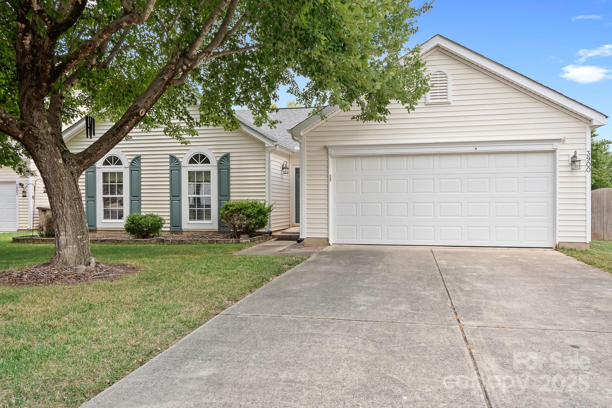 3900 Crimson Wing Drive