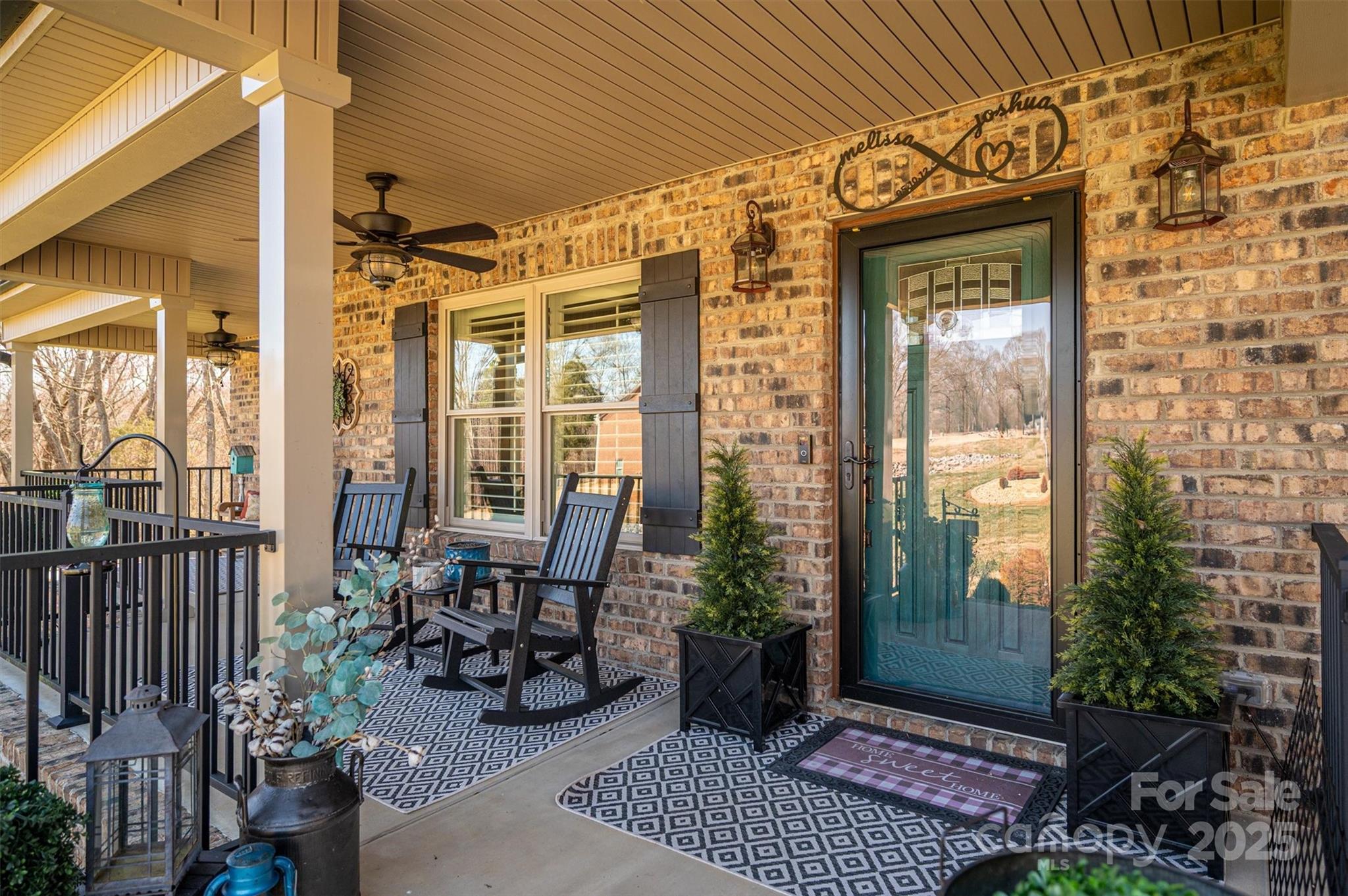 944 Clear Creek Circle
