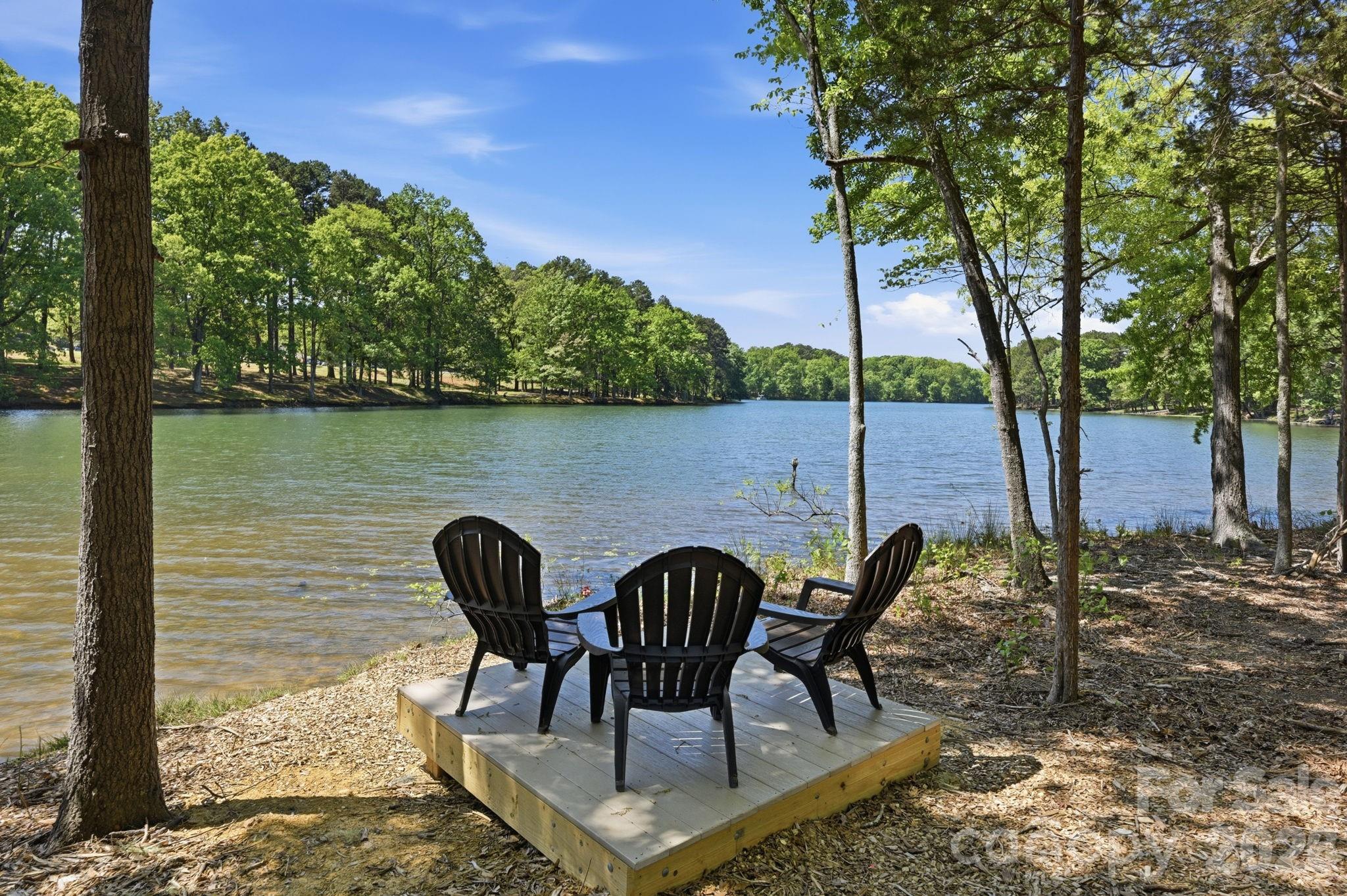 The Courtyards at Lake Davidson - Residential