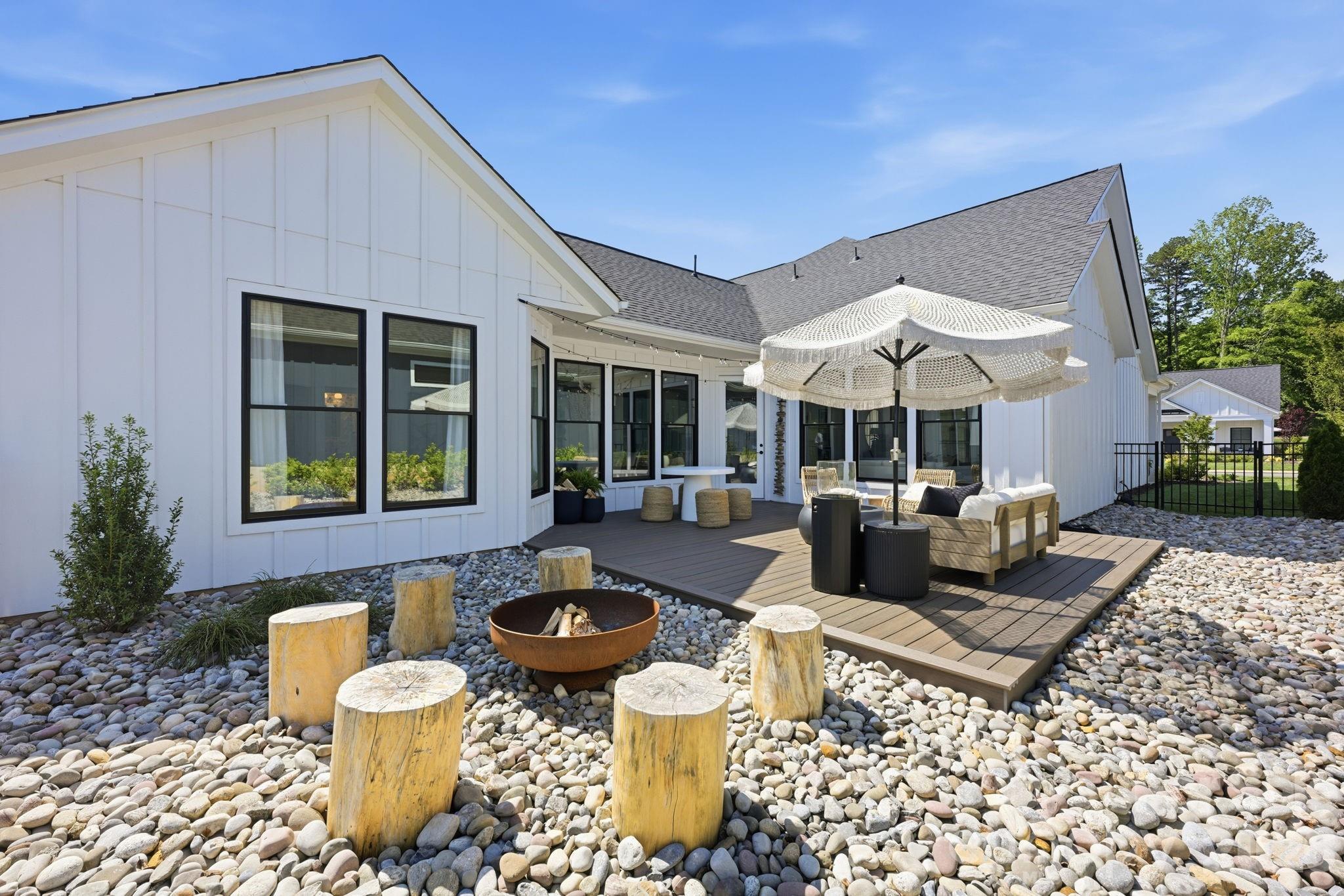 The Courtyards at Lake Davidson - Residential