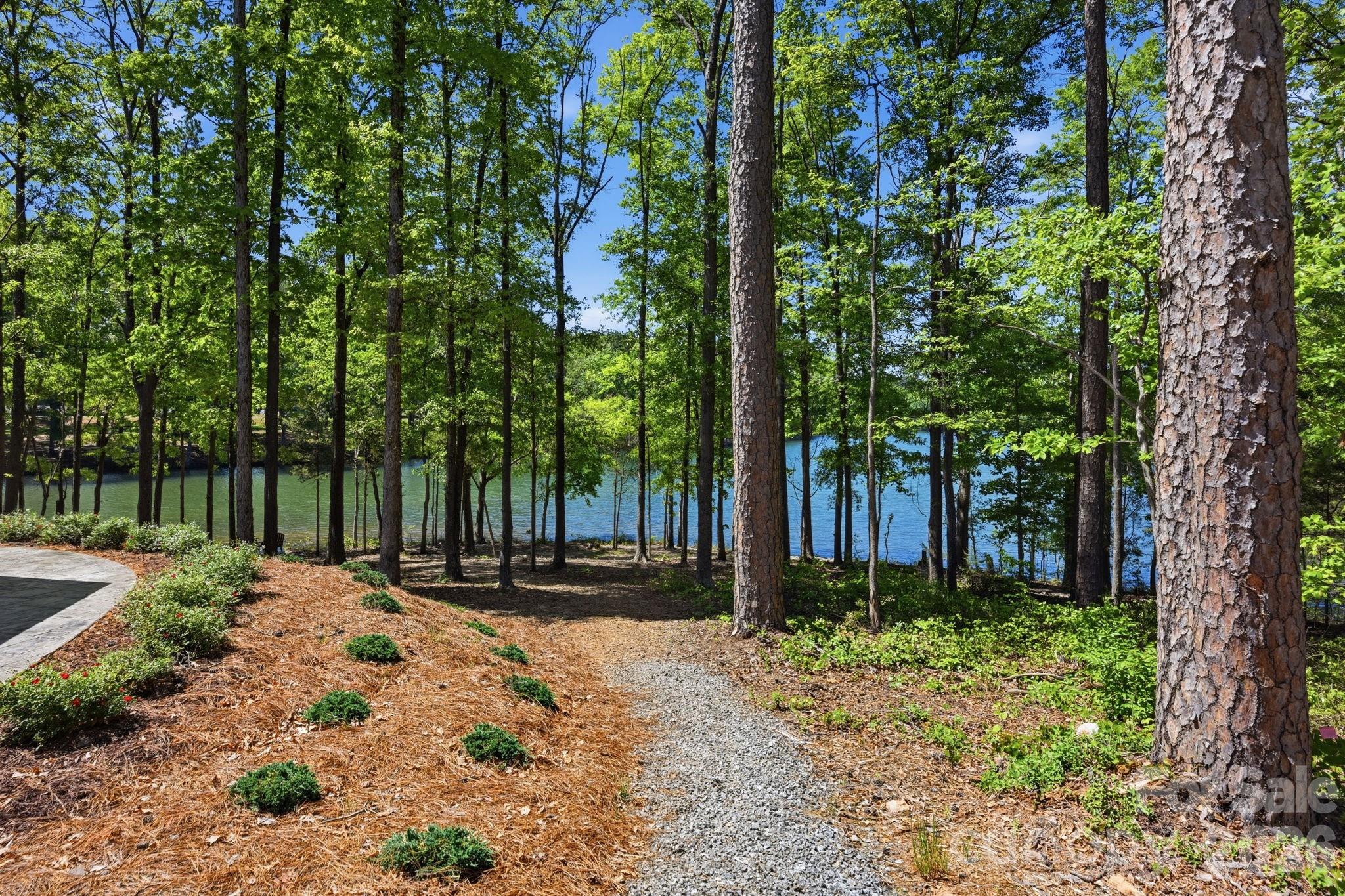 The Courtyards at Lake Davidson - Residential