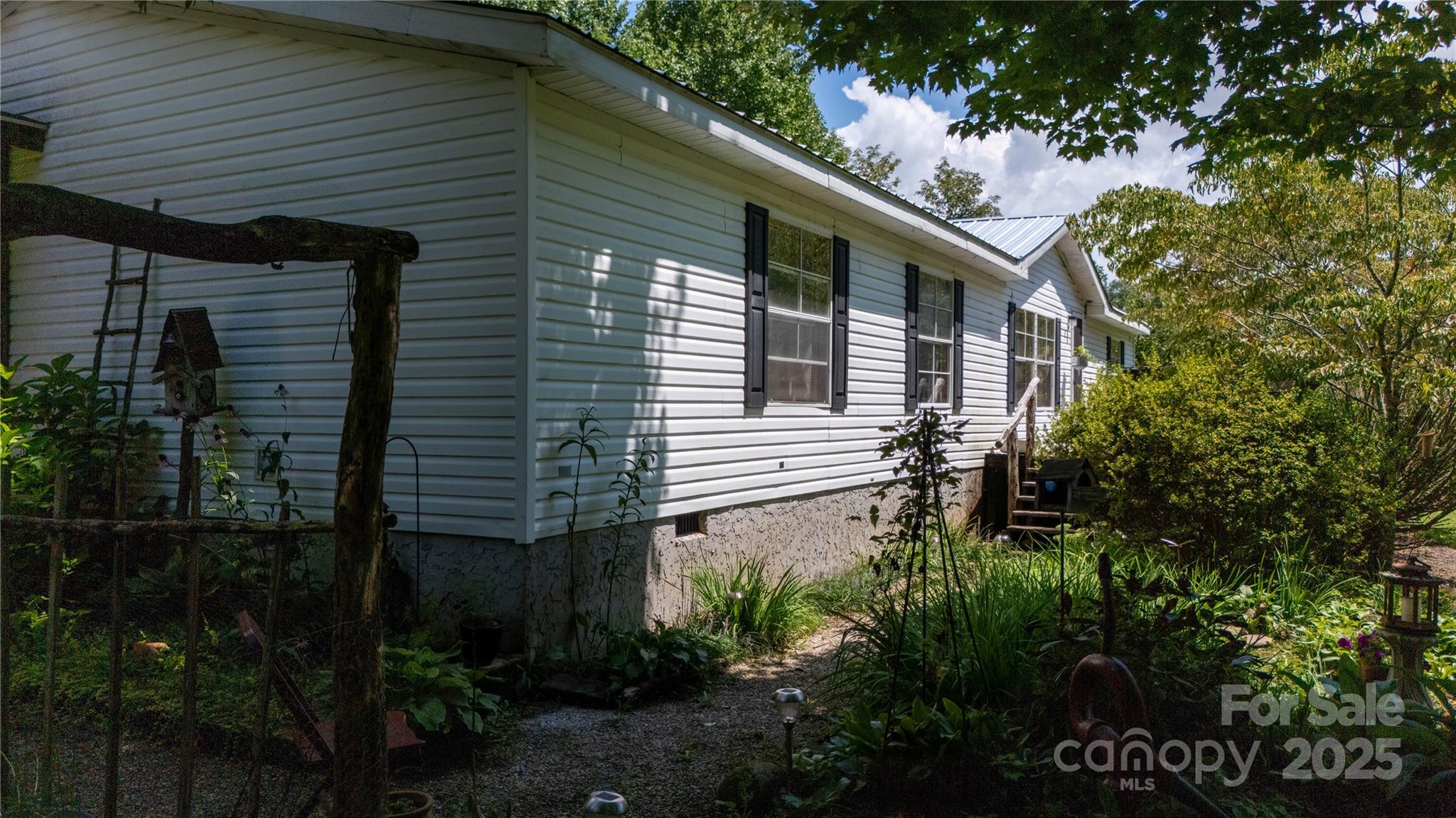 614 Upper Doe Bag Road