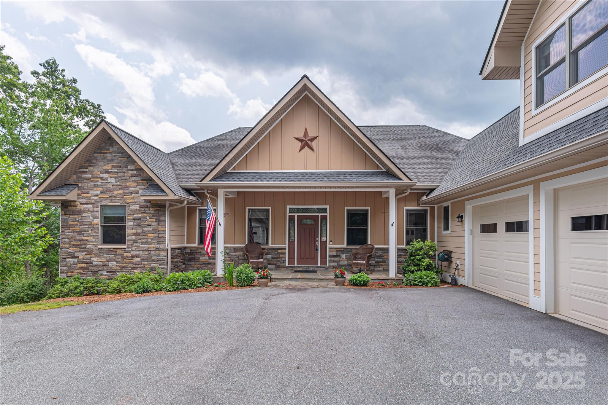 930 Big Raven Lane