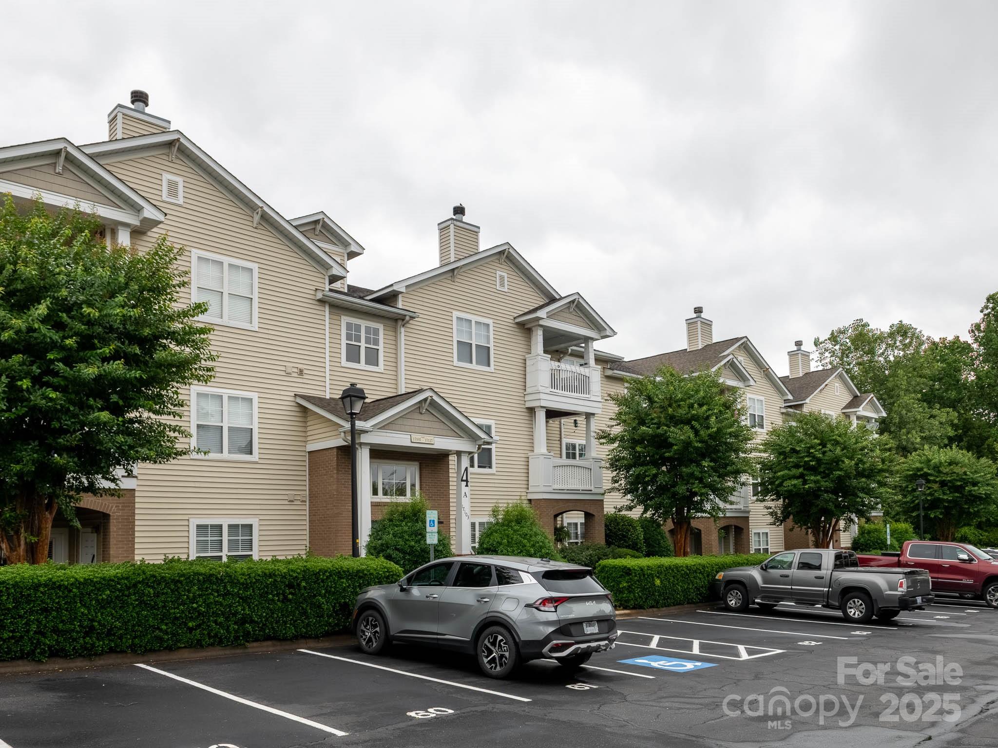 17119 Doe Valley Court