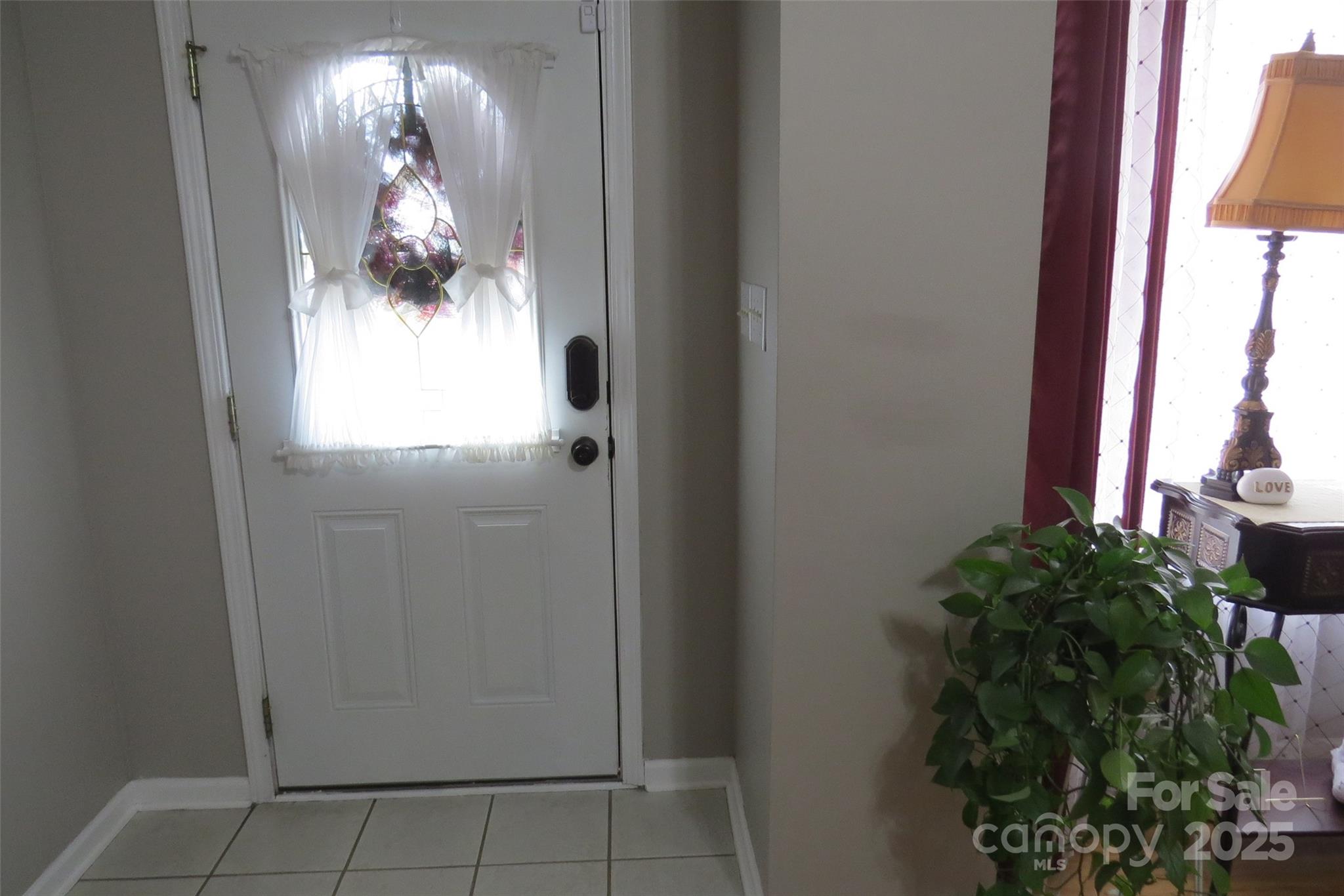 2901 Compton Court NW