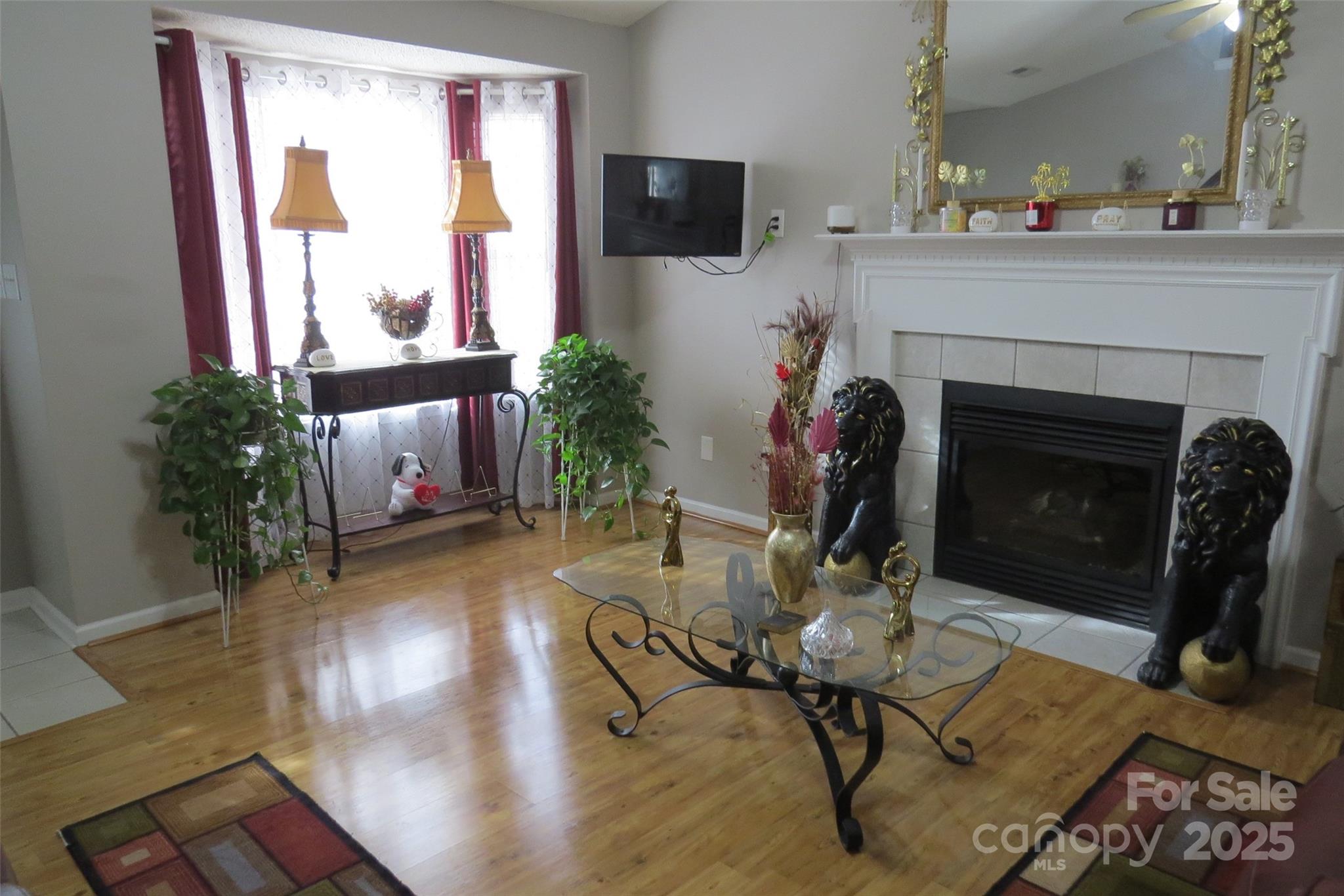 2901 Compton Court NW