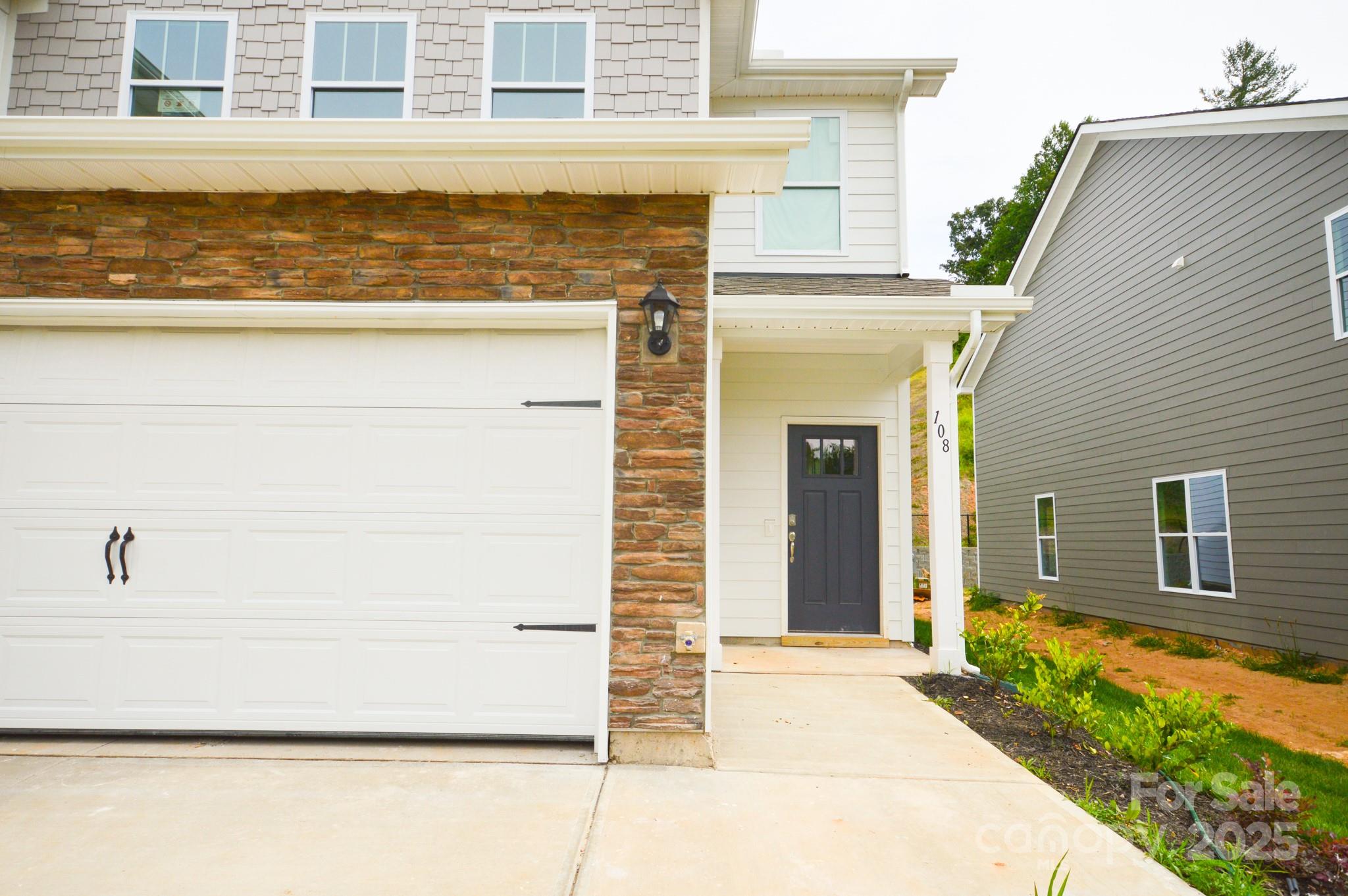 106 Sugg Trail