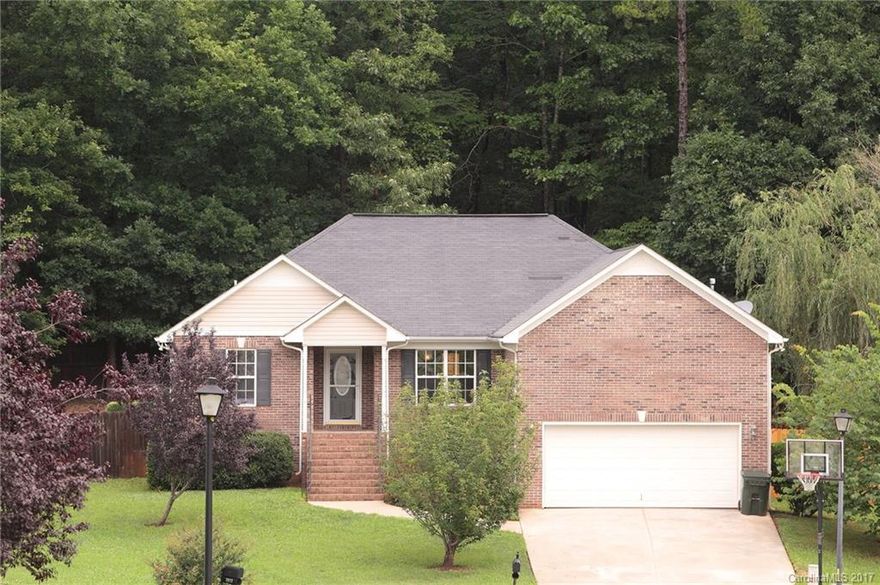 PRICED TO SELL! INSTANT EQUITY! Beautiful one level ranch home with split floor plan. Brand new carpet! Brand new flooring! Brand new paint throughout! Cul-de-sac lot backing to plush woods, fence and oversized deck. Great home for entertaining!